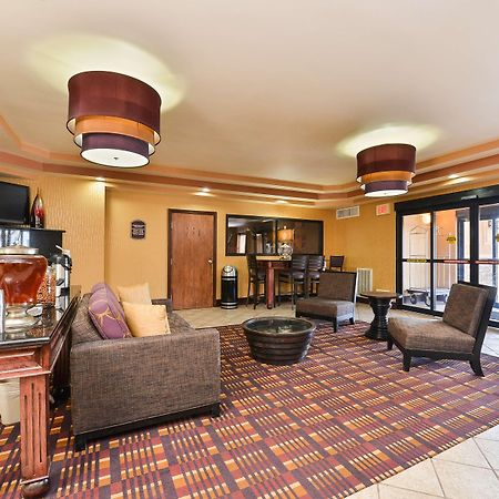 Best Western Plus Midwest Inn & Suites Salina Eksteriør billede