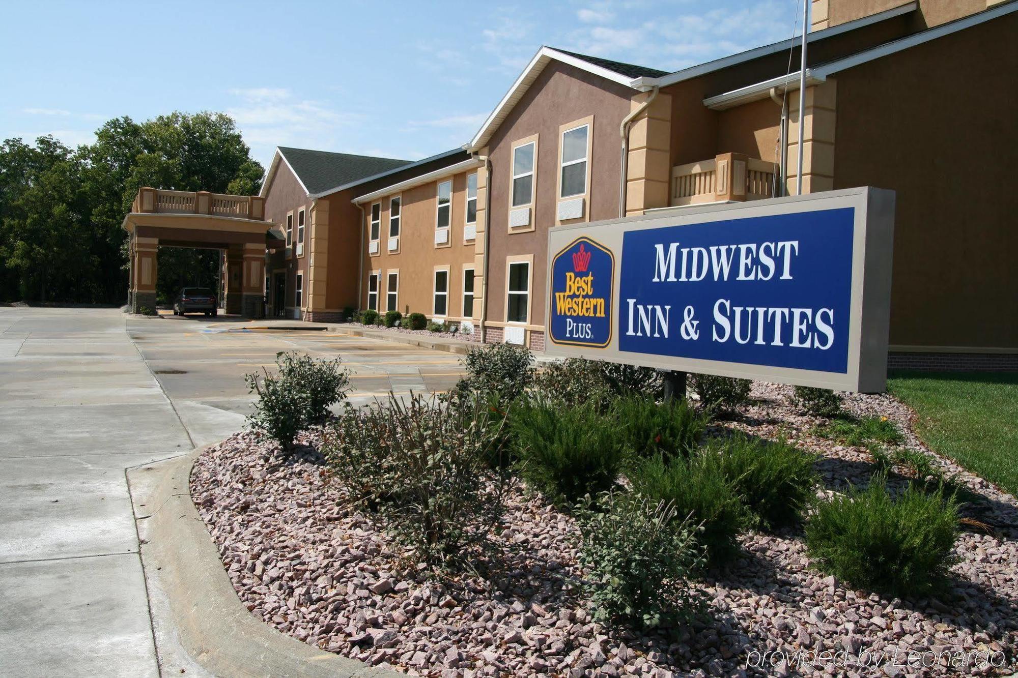 Best Western Plus Midwest Inn & Suites Salina Eksteriør billede