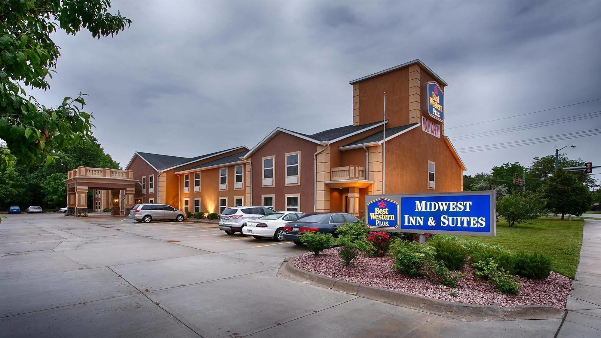 Best Western Plus Midwest Inn & Suites Salina Eksteriør billede