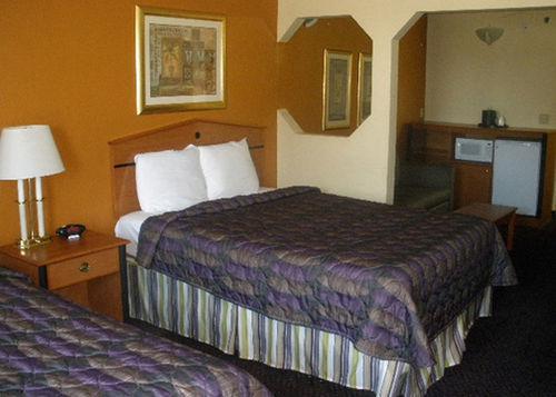 Best Western Plus Midwest Inn & Suites Salina Værelse billede